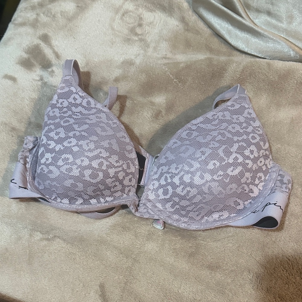 Victoria secrets Leopard Print Lace Bra